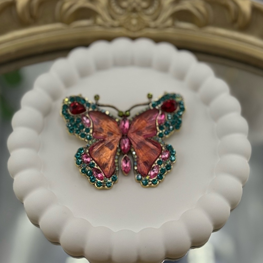 Vibrant Butterfly Brooch Piper-k - Picture 4 of 6
